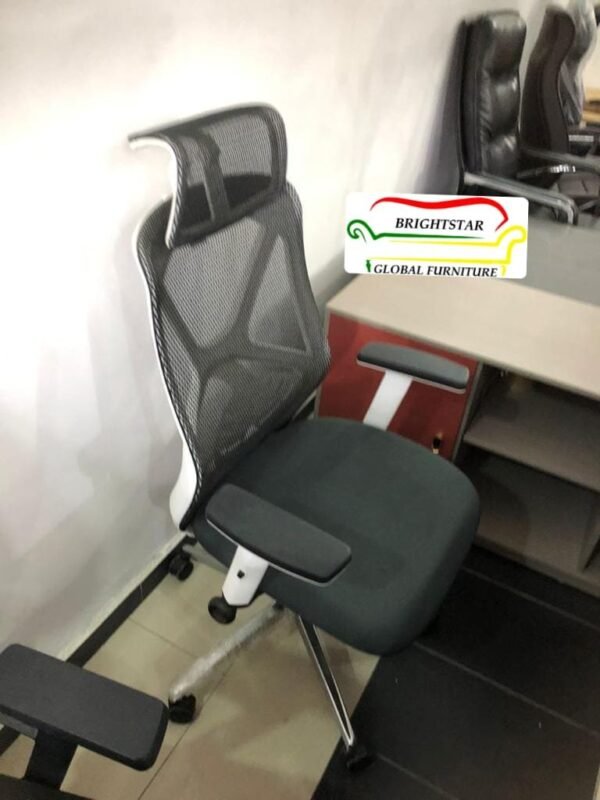 Office ergonomic mesh adjustable headrest and handles
